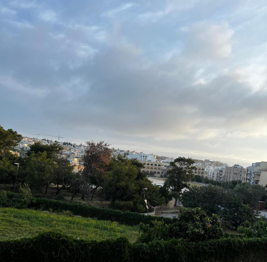 Guesthouse No. 48 Msida Buitenkant foto
